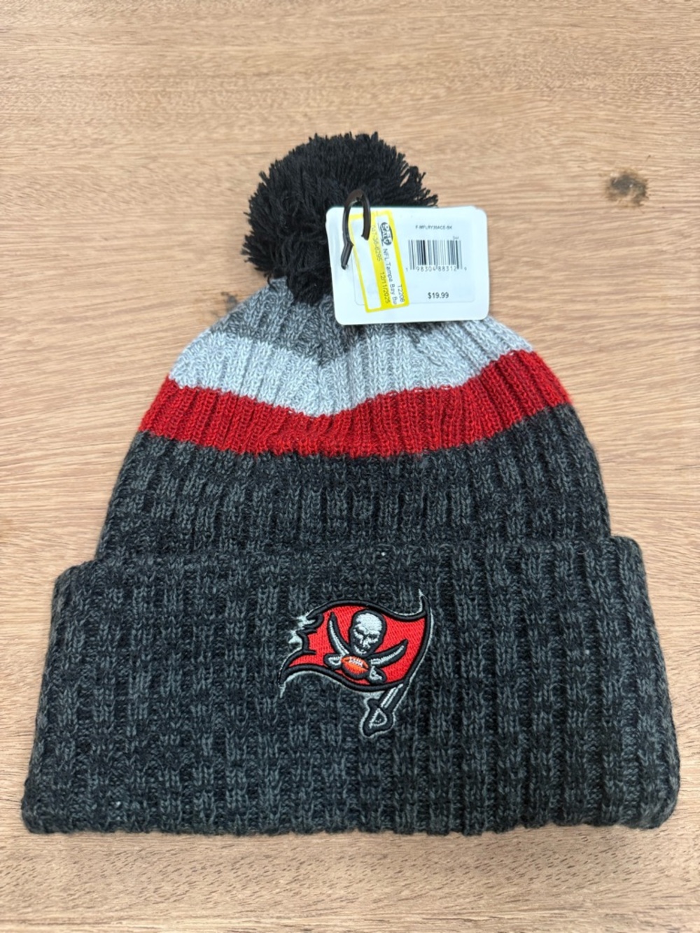 NFL Beanie - Tampa Bay Buccaneers Red & Gray Team Logo
